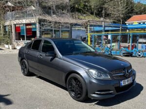 Mercedes Benz C-Class - (AB999AK)